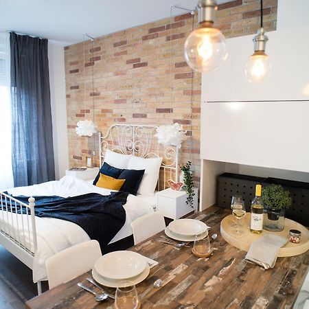 Charming Trees Apartment Budapest Luaran gambar